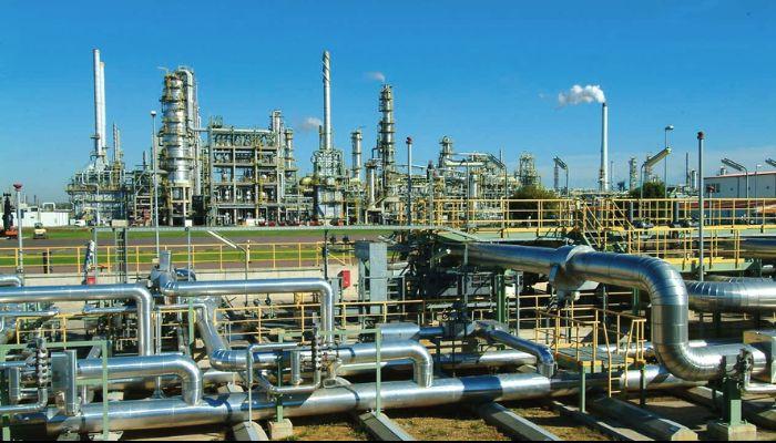 Modular refineries bleed over logistics, crude shortages